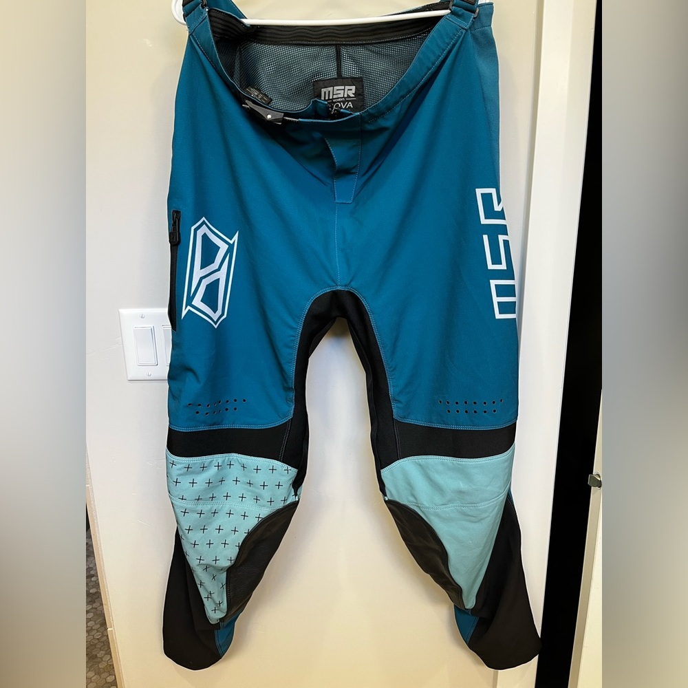 MSR Women’s Nova Pants - Teal size 13/14